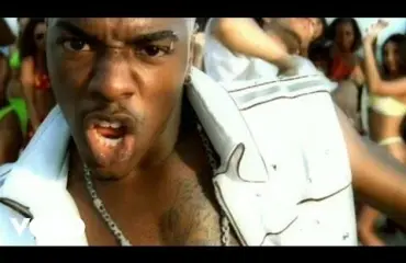 Naisten alusvaatteita palvova Thong Song julkaistiin 20 vuotta sitten - inspiraatio syttyi stringeistä!  