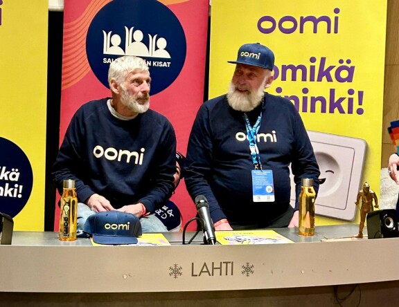 Lake Placidin sankarit palasivat 'tositoimiin' Lahden maailmancupissa. Thomas Wassberg ja Juha Mieto ovat kuin veljekset.