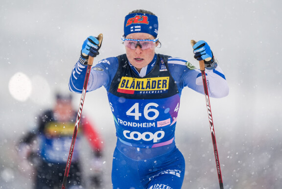 Krista Pärmäkoski sivakoi Trondheimin MM-kisoissa kipeällä koivella.