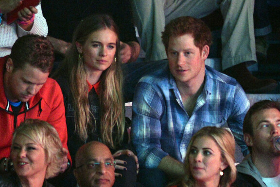 Cressida ja prinssi Harry tapasivat vuonna 2012, kun prinsessat Eugenie ja Beatrice olivat esitelleet heidät toisilleen.