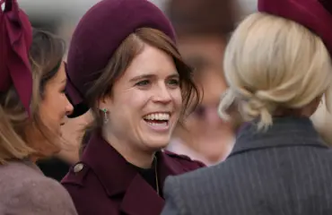 Harvinainen kuva! Tältä näyttävät prinsessa Eugenien pojat