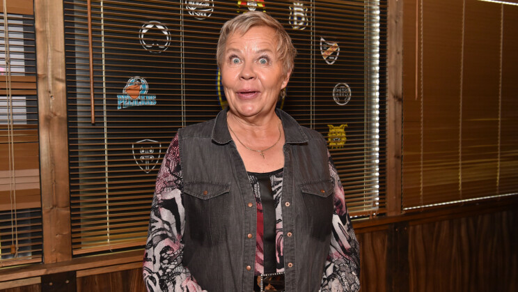 Muistatko vielä Ulla Tapanisen, 69? Tältä legendanäyttelijä näyttää nyt