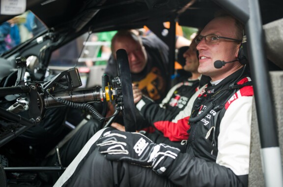 Jari-Matti Latvala kertoo 40-vuotishaastattelussaan olevansa kaikesta kokemastaan kiitollinen.