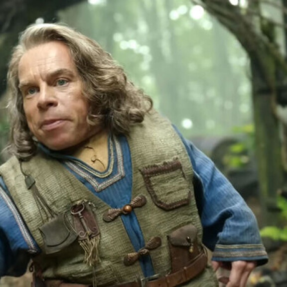 Lyhytkasvuinen näyttelijä Warwick Davis Katsolle huippuroolistaan: ”Olen joutunut salailemaan vuosia” willow