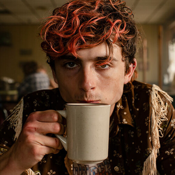 Supertähti Timothée Chalamet ei suosi helppoja rooleja – narkkari, kannibaali ja Bob Dylan Bones and All