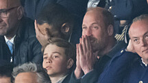 Harvinaiset kuvat! Prinssi William ja prinssi George riehaantuivat