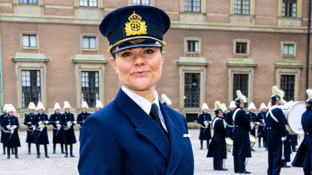 Yllätysvierailu! Victoria kiireisesti Suomeen puolustusasioissa