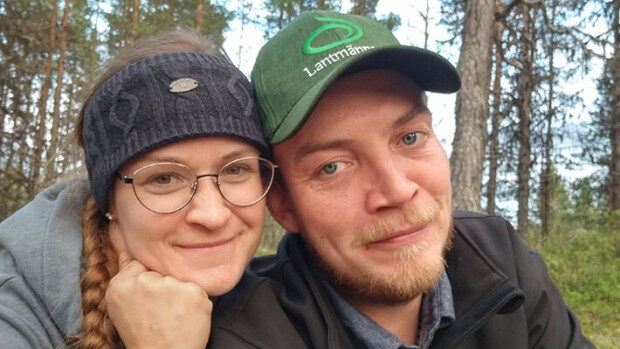 Kalevi myöntää seurustelun maajussi-Anna-Reetan kanssa – joutuivat piilottelemaan suhdettaan viime päiviin saakka Kotialbumi