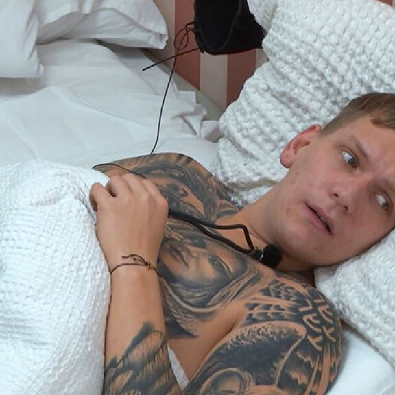Videopuhelu puolisolta vei BB-Miikan syviin vesiin: ”Ihan pelkkää itkuu ja sekoamista” bb-miikka
