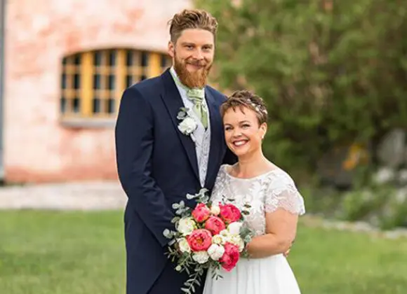 Ensitreffit alttarilla: Henni säikäyttää asiantuntijat yllättävällä puheenvuorollaan: "Tästä ei oltu sovittu mitään"