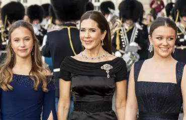 Tanskan kuninkaalliset juhlivat – Josephine, 14, kuin Hollywood-tähti!