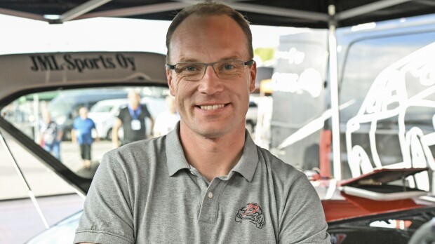 Jari-Matti Latvala ja aikuisviihdetähti läheisissä tunnelmissa