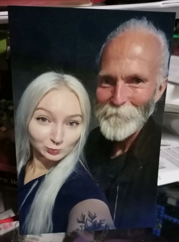 Cristan ja Georgin viimeinen yhteiskuva, vain muutama viikko ennen surmaa.