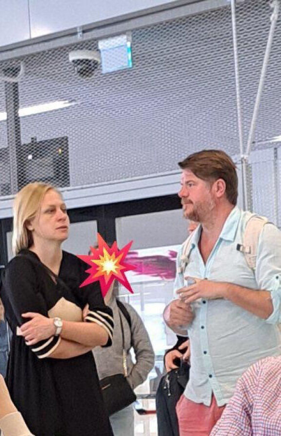 Elina ja Jussi Dubrovnikin lentokentällä valmistautumassa aamuiselle lennolle.