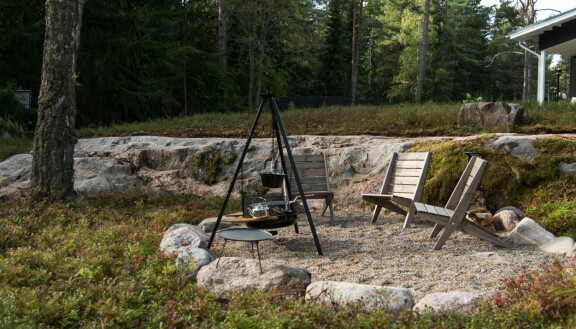 Pihalle rakentui tulipaikka.