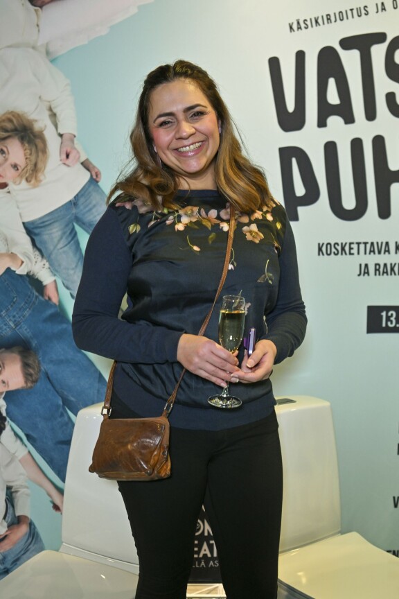 Ushma Olava on nähty myös Putouksessa.