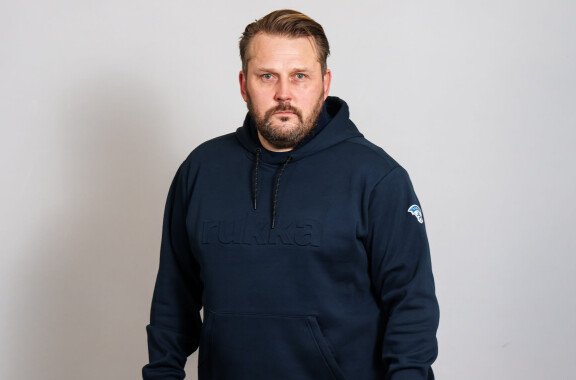 Antti Pennanen aloitti Leijonien päävalmentajana vuoden 2024 jääkiekon MM-kisojen jälkeen.