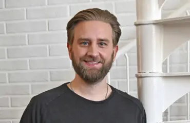 Oho! Joel Harkimolla yllättävä matkaseuralainen!