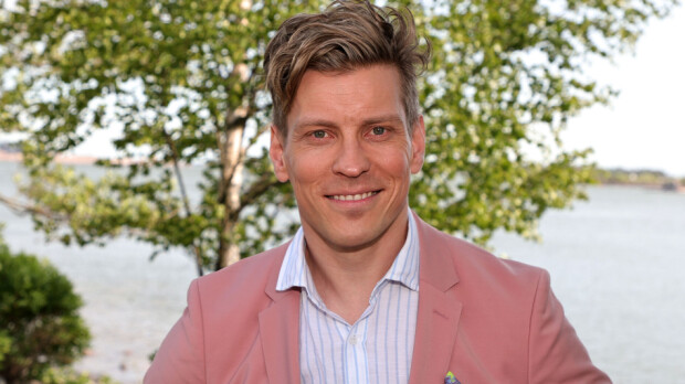 Antti Holma suuntasi Manu-rakkaansa kanssa lemmenlomalle