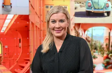Kirsi Alm-Siiran nauru sai tv-kansan hullaantumaan – kuuntele vaikka itse