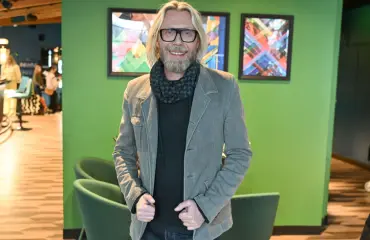 Kimmo Vehviläinen julkkiksen syleilyssä - salakuvat!