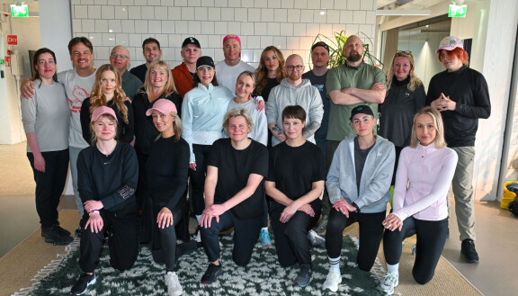 Amazing Race Suomen vuoden 2025 kaudella kilpailevat Tuomas ja Sini Peltomäki, Esko Rotola-Pukkila ja Tomas Grekov, Arttu Lindeman ja Jaakko Parkkali, Sara Sieppi ja Artturi Sieppi, Karri Miettinen ja Tuukka Rihkola, Mari Hynynen ja Joel Volanen, Elsa Forsberg ja Nina Tapio, Armi Toivanen ja Sari Majamaa, Vilma Vähämaa ja Maria Guzenina, Paula Noronen ja Kati Launiainen sekä Karoliina Tuominen ja Mia Haataja. Timo Korhonen.