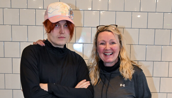 Amazing Race Suomi 2025 pressi. Kuvassa Mari Hynynen ja Joel Volanen. Timo Korhonen.