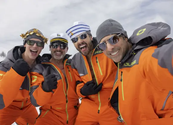 Miljardöörit juhlivat maailmanlopun äärellä – katso kesän suoratoistojen leffatärpit