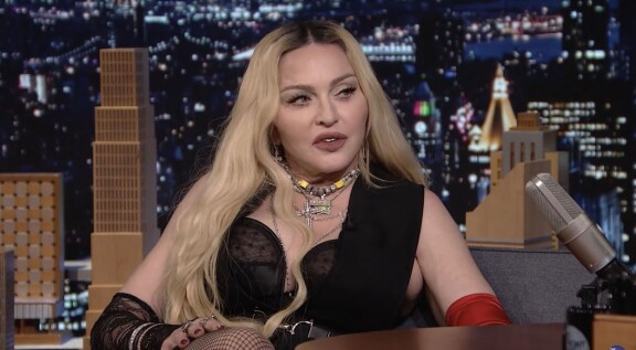 Vuonna 2023 Madonna esiintyi hyvin erilaisilla kasvoilla kuin nyt.