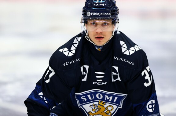 Atro Leppänen nousi ryminällä Leijoniin.