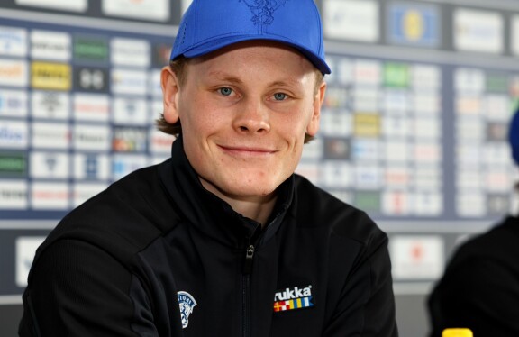Juuso Pärssinen tekee Leijonissa MM-debyyttinsä.