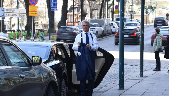 Björn Wahlroos on kertonut, ettei hän voi ajaa Suomessa autoa.