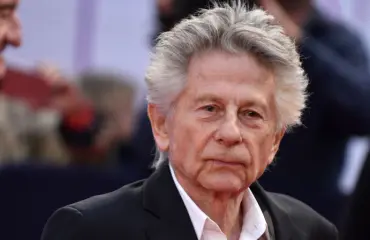 Kohuohjaajan raju elämä – nerokas taiteilija vai julma hyväksikäyttäjä?