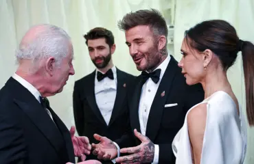 Kuningas Charles ja David Beckham tapasivat kesken kohun – yllättävä keskustelu