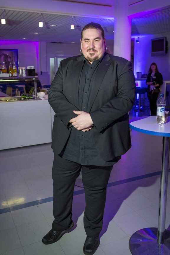 Antti kisaa lauantaina 24.5. Hyvinkäällä Tangomarkkinoiden semifinaalissa.