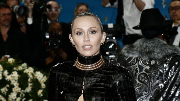 Miley Cyrus paljastaa syyn erikoiselle äänelleen