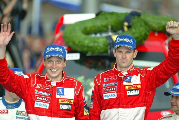 Timo Rautiainen ja Marcus Grönholm Jyväskylän MM-rallissa 2004.