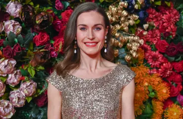 Huh, mikä tyyli! Sanna Marin pukeutui ökyjakkuun