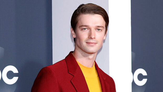 Arnold Schwarzeneggerin poika Patrick kiinnostui tosielämän murhamysteeristä – tähdittää HBO:n uutta The Staircase-sarjaa Schwarzenegger