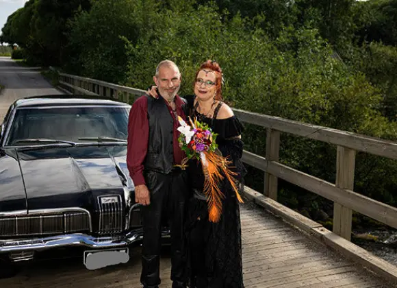 Koulukiusattu Unelmahäät-pari Kirsi ja Jorma tyrmistyi tv-kansan somekäytöksestä: ”Jää on rikottu”