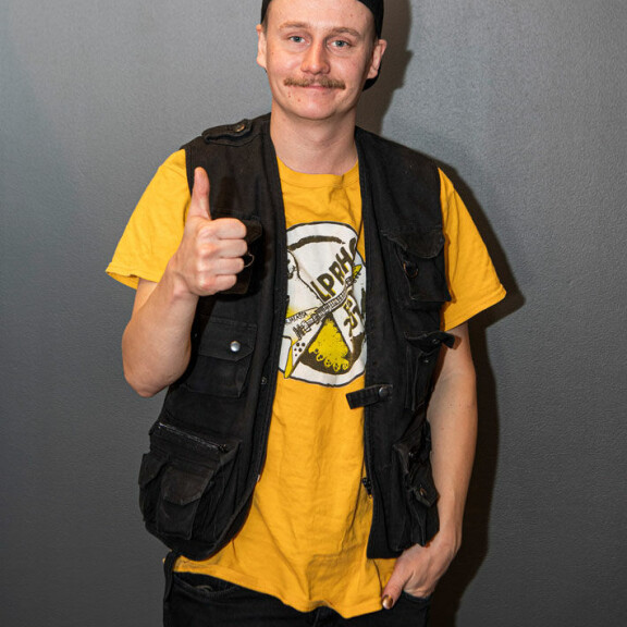 Kristian Heiskari on voittanut sekä Big Brotherin että Selviytyjät. Kristian Heiskari on voittanut sekä Big Brotherin että Selviytyjät.