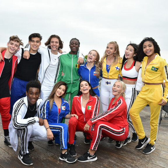 Näin suomalainen Joalin, 16, päätyi Simon Fullerin Now United -popsensaatioon – katso video! Now united