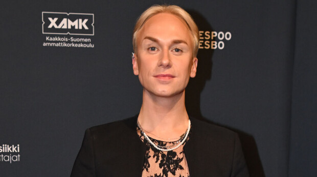 Pysäyttävä päivitys – Christoffer Strandberg julkaisi nuoruudenkuvan