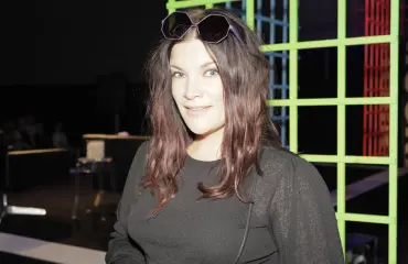 Äidiksi tullut Hanna Pakarinen kaipaa takaisin musiikin pariin: Lapsen syntymän jälkeen asia mietityttää entistä enemmän!