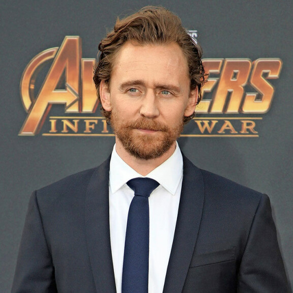 Teologi, julkkissuvun vesa, Daniel Craigin suosikki… Kuka näistä komistuksista on seuraava James Bond? Seiska esittelee kuumimmat 007-ehdokkaat – kuvat! Tom Hiddleston