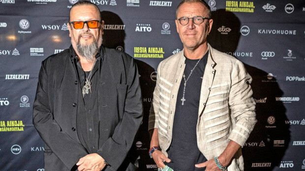 Renny Harlin ja Markus Selin sopivat välirikkonsa: ”Päätimme, ettei vanhoista asioista kannata kantaa kaunaa!” Markus Selin ja Renny Harlin sopivat riitansa.