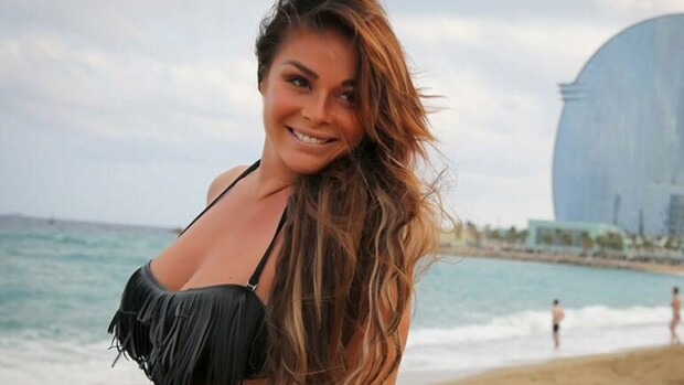 Oho, povipommi Elina Tervo osallistuu räväkästi Nännien vapauttamis -kampanjaan - tätä mieltä hän on alastomuudesta! Katso kuva! Elina Tervo