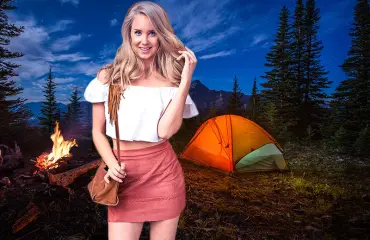 Seksikkäät bloggaajakaunottaret telttailemassa - Sabina Särkkä kastoi bikinipeppunsa kylmään Liesijärveen: ”Kesän viimeisiä uinteja” - katso!