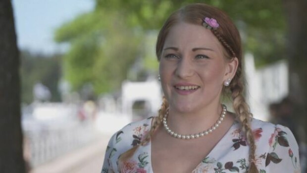 Maajussi-Maunon morsianehdokkaalla Saritalla rankka rikostausta: puukotti ex-miestään keittiöveitsellä - tuomioita viinavarkauksista! sarita