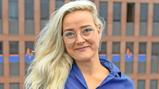 Putous-voittaja Pilvi Hämäläinen ja Villi kortti -tähdet rajussa kolarissa! ”Paikalle hälytettiin viisi paloautoa ja ambulanssi” Pilvi Hämäläinen joutui rajuun kolariin.